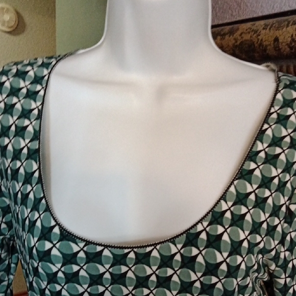 EUC Max Studio Green Ruch Tie Front Geometric Print  Dress Sz M - Picture 7 of 10